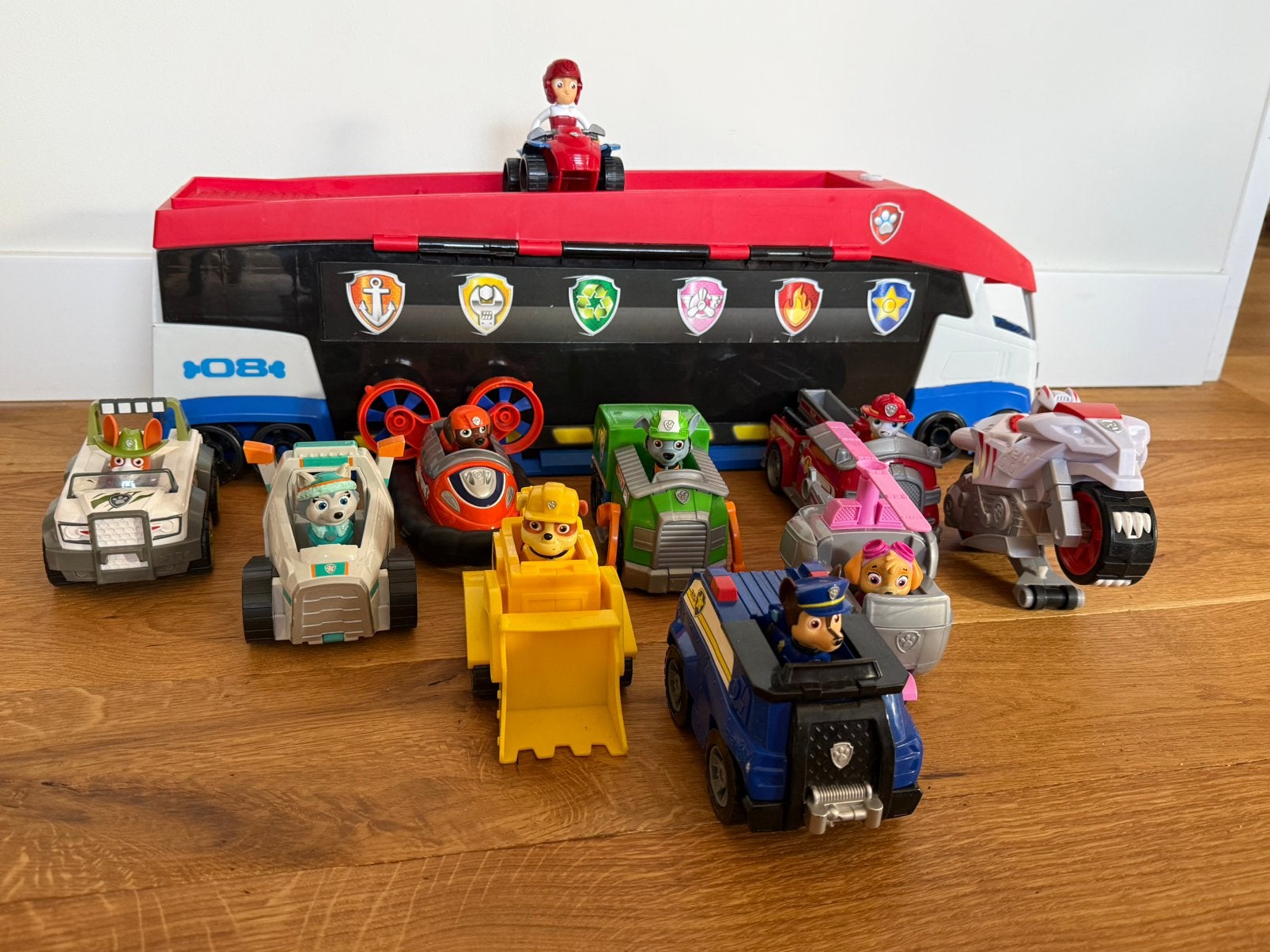 Paw Patrol Patroller en bijbehorende voertuigen, Ophalen of Verzenden, Zo goed als nieuw