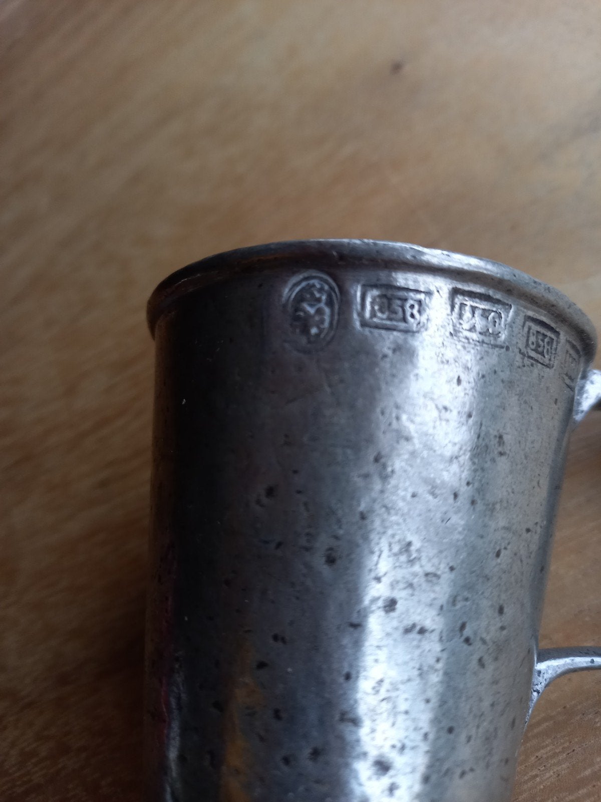 Tinnen maatbekertje H 0.10cm, Antiek en Kunst, Antiek | Tin, Ophalen of Verzenden