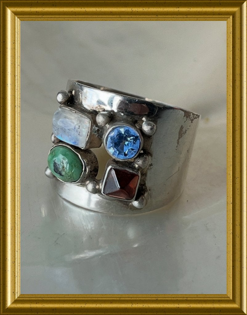 Mooie zilveren ring met edelsteentjes, Ophalen of Verzenden, Zilver, Ring, Met edelsteen