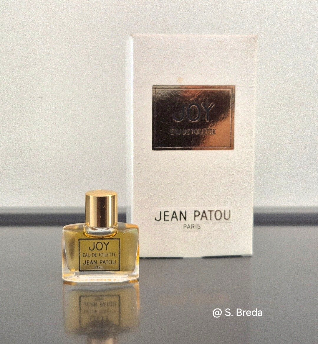 Jean Patou - Joy - volle miniatuur met doosje, Ophalen of Verzenden, Zo goed als nieuw, Miniatuur, Gevuld