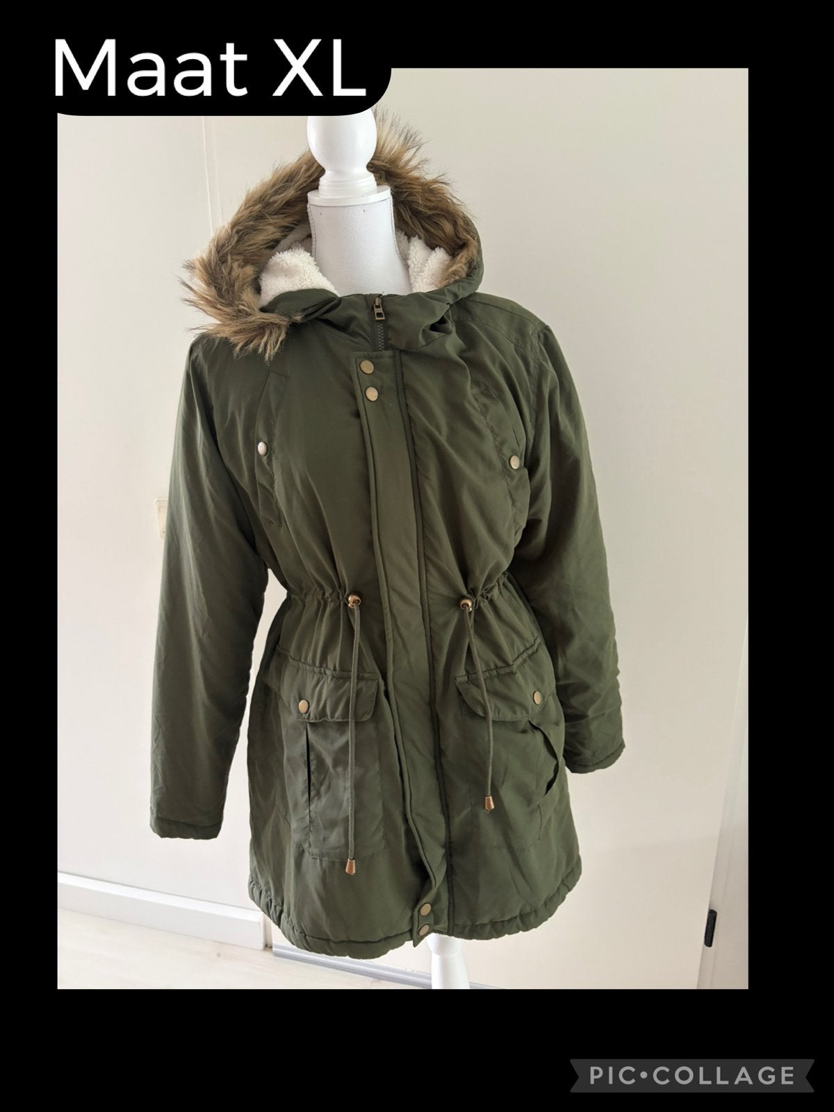 Groene parka jas met teddy voering en bontkraag - Maat XL, Kleding | Dames, Ophalen of Verzenden, Gedragen, Maat 46/48 (XL) of groter