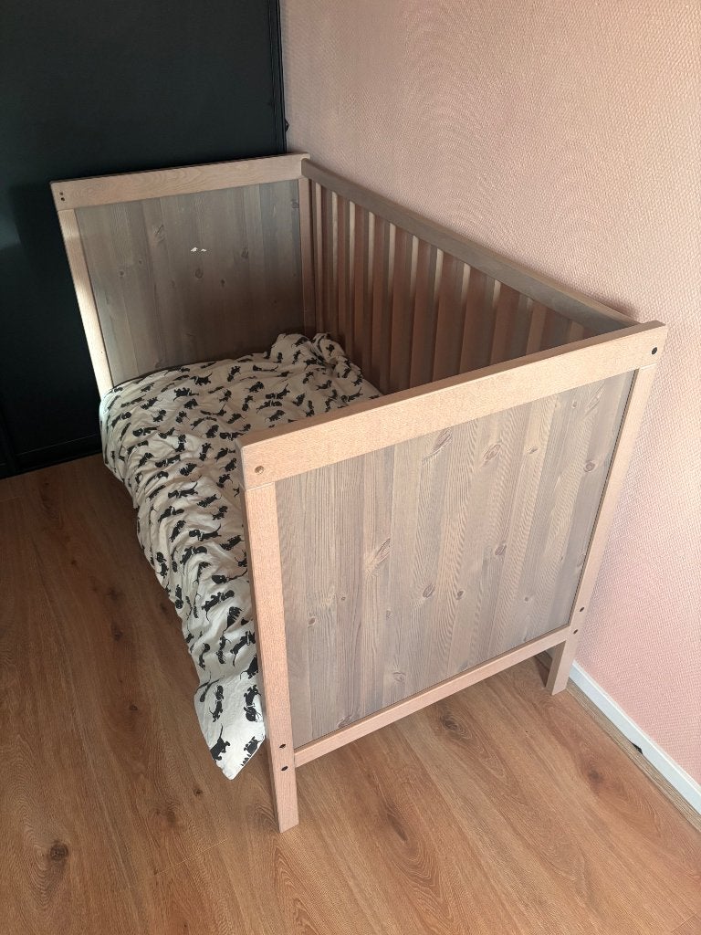 Ledikant IKEA houtlook, Ophalen of Verzenden, Gebruikt, Ledikant