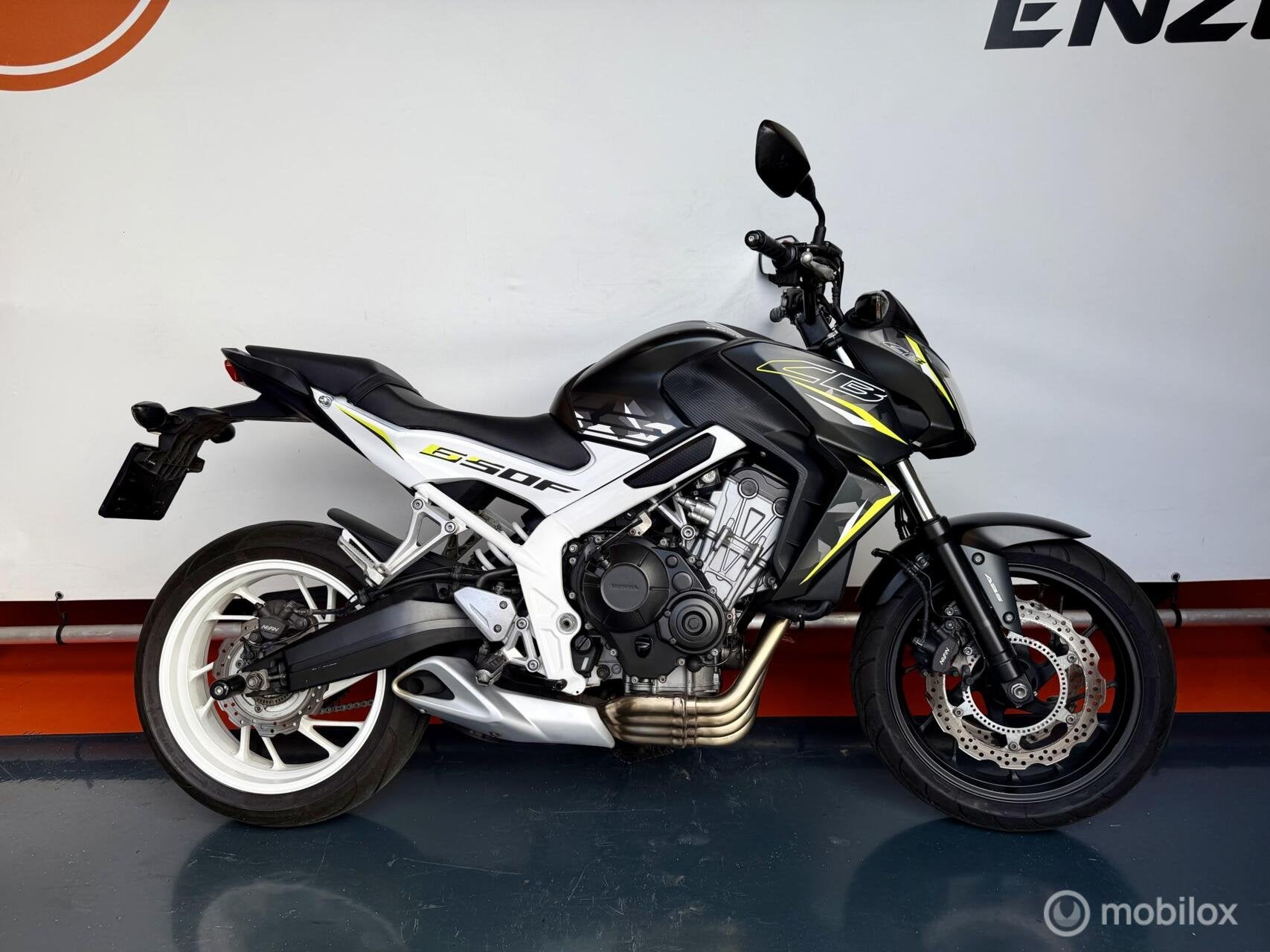 Honda CB 650 F ABS HRC Tricolor 35KW A2 STRAKKE STAAT CB650F, 649 cc, Bedrijf, Toermotor, ABS