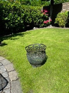 Overpot gietijzer, Tuin en Terras, 25 tot 40 cm, Gebruikt, Rond, Ophalen of Verzenden