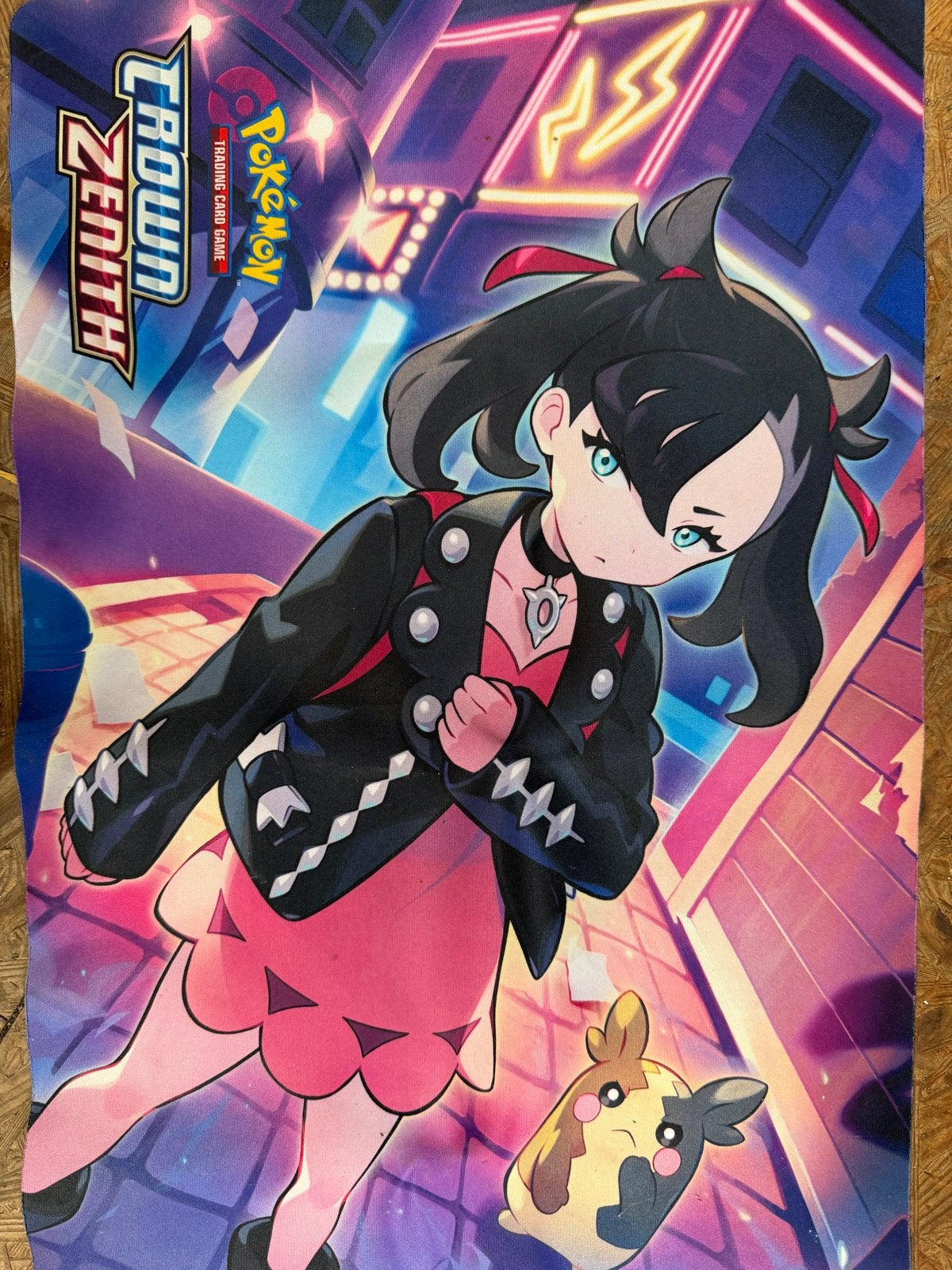 Pokémon Crown Zenith Marnie Playmat, Ophalen, Nieuw, Overige typen
