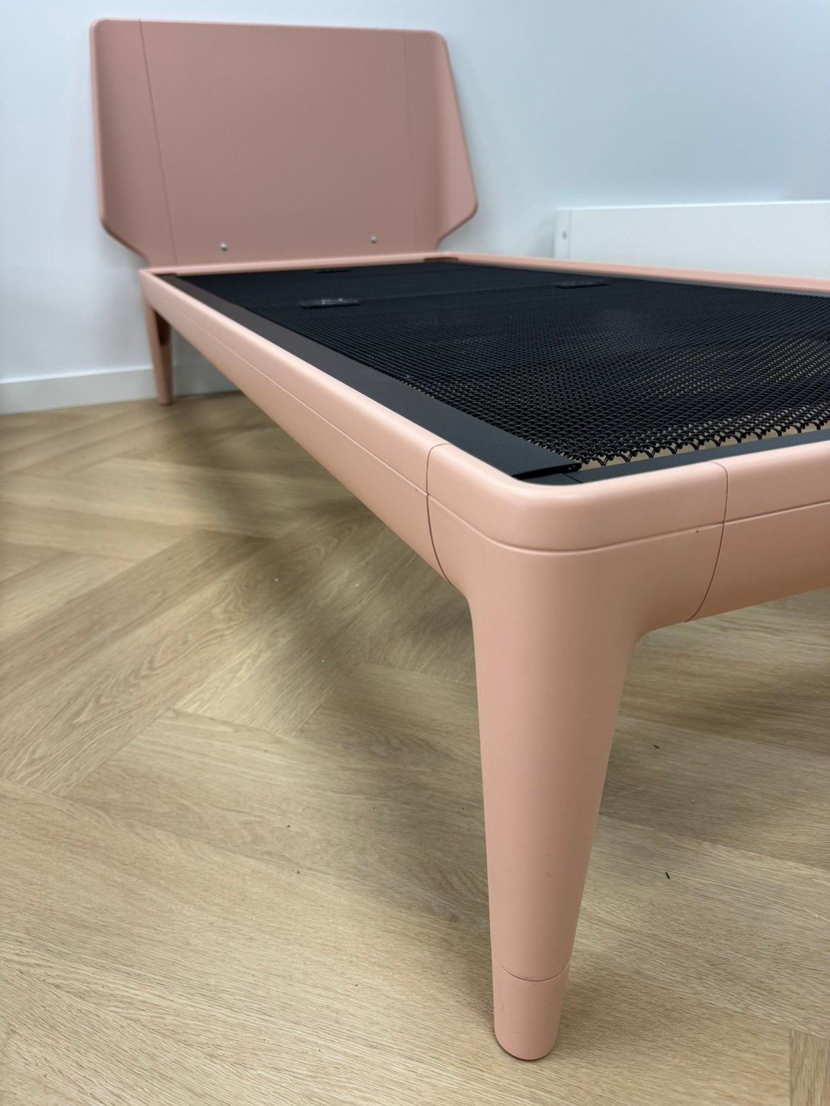 Showroommodel: Auping Essential 90x210 Blush (-50%!), 90 cm, 210 cm, Ophalen of Verzenden, Zo goed als nieuw