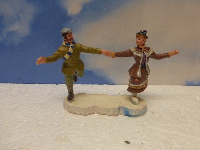 lemax ice dancers kerstdorp poppetjes figurines schaatsers, Ophalen of Verzenden, Zo goed als nieuw