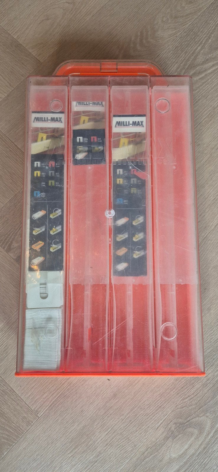 Milli-Max Uitvulplaatjes Dispenser met inhoud, Doe-het-zelf en Verbouw, Ophalen of Verzenden, Gebruikt, Overige typen, Overige merken