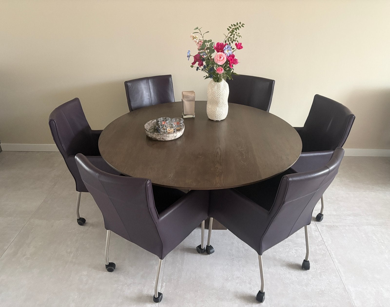 Zes comfortabele leren eetkamerstoelen, Huis en Inrichting, Overige kleuren, Leer, Zo goed als nieuw, Vijf, Zes of meer stoelen