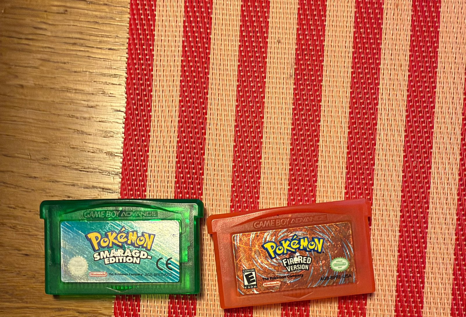 Pokemon fire red ( engels) &Pokemon emerald ( duits) gameboy, Avontuur en Actie, 1 speler, Ophalen of Verzenden, Zo goed als nieuw