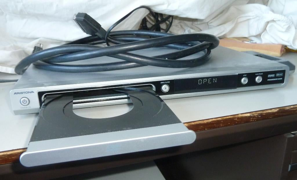 Aristona ADV436 DVD/CD-speler voor audio, video en foto's, Ophalen of Verzenden, Gebruikt, Dvd-speler, Overige merken