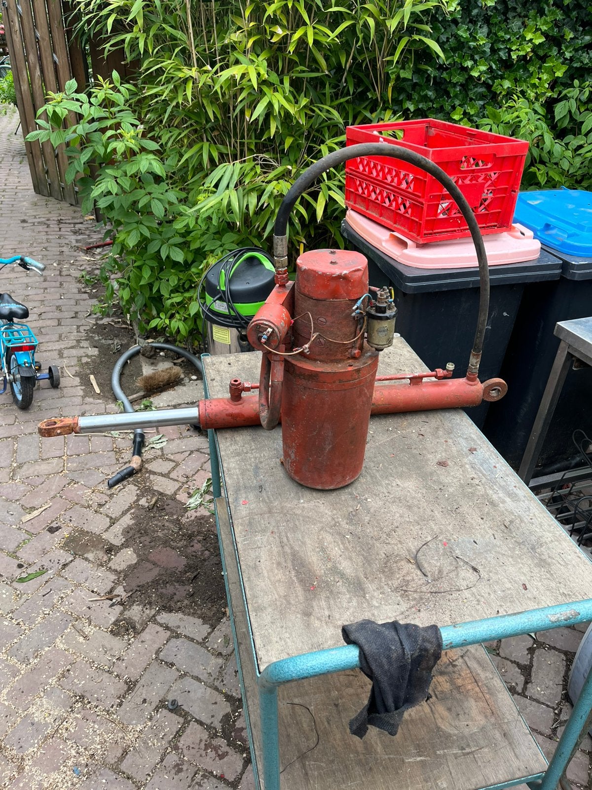 Hydrauliek pomp 24volt met cylinder, Ophalen of Verzenden, Gebruikt