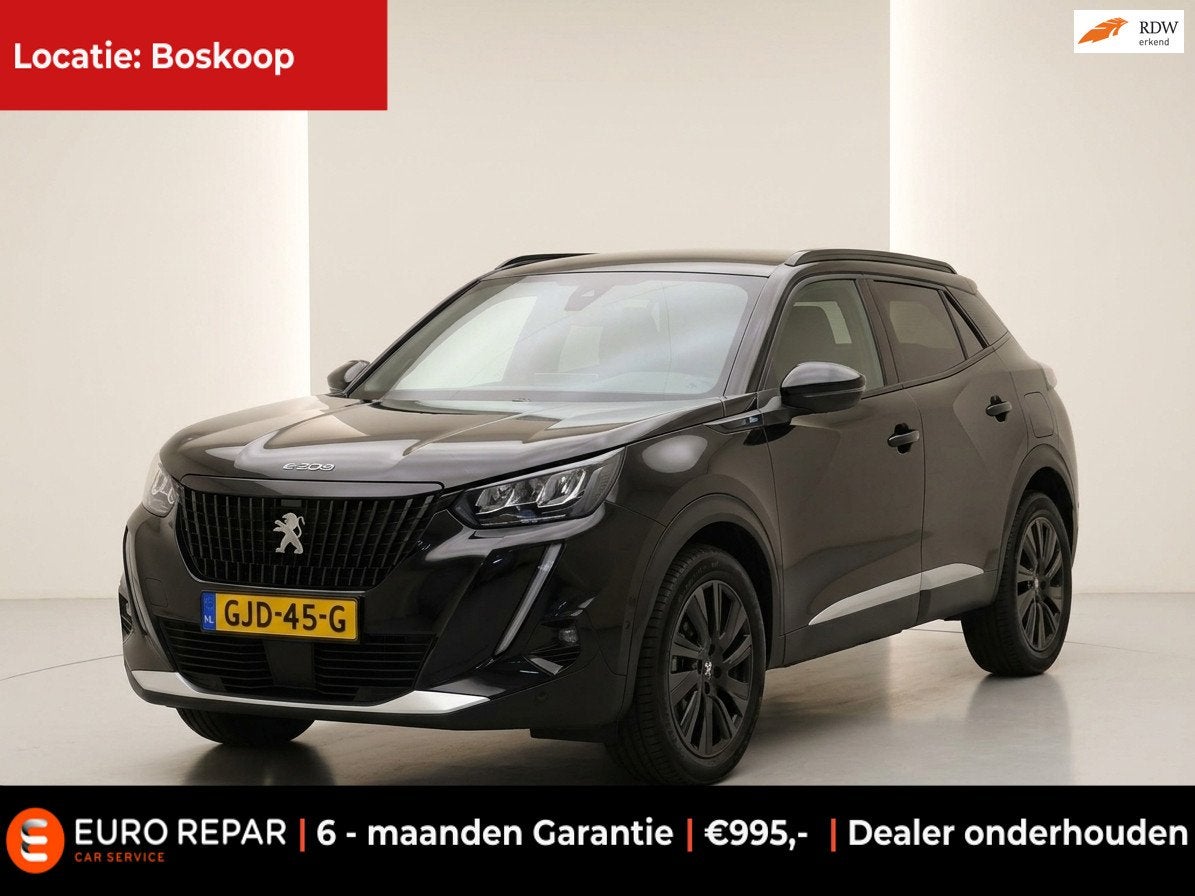 Peugeot E-2008 EV GT 54 kWh. SOH 96,1% PANO-DAK NL-AUTO NAP!, Gebruikt, 156 pk, Zwart, Origineel Nederlands