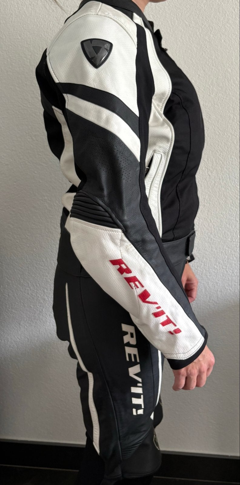 REV'IT! Dames motorpak 2-delig - jas 42 / broek 40 - leer, Ophalen of Verzenden, Tweedehands, Dames, Combipak