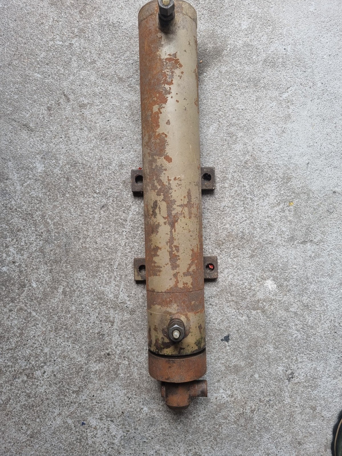 dubbelwerkende hydrauliek cilinder, Ophalen, Gebruikt