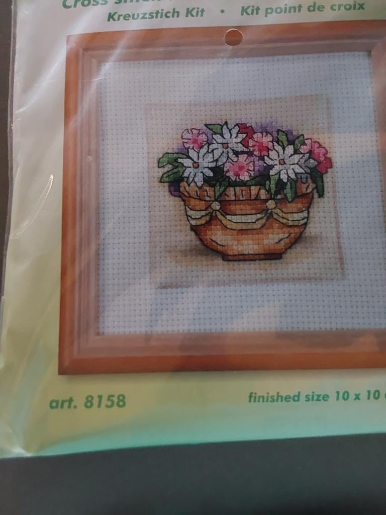 Voorbedrukt bloemenhandel compleet pakketje, Ophalen of Verzenden, Nieuw, Borduurpakket