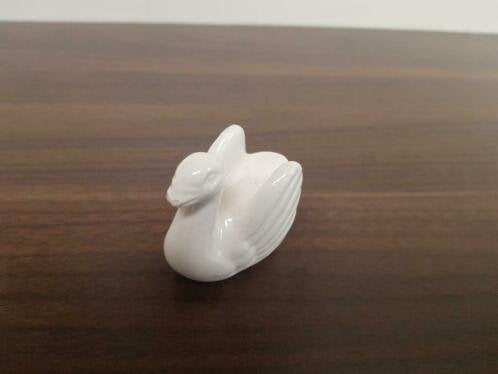 Porseleinen figuurtje zwaan, Ophalen of Verzenden, Zo goed als nieuw, Dier