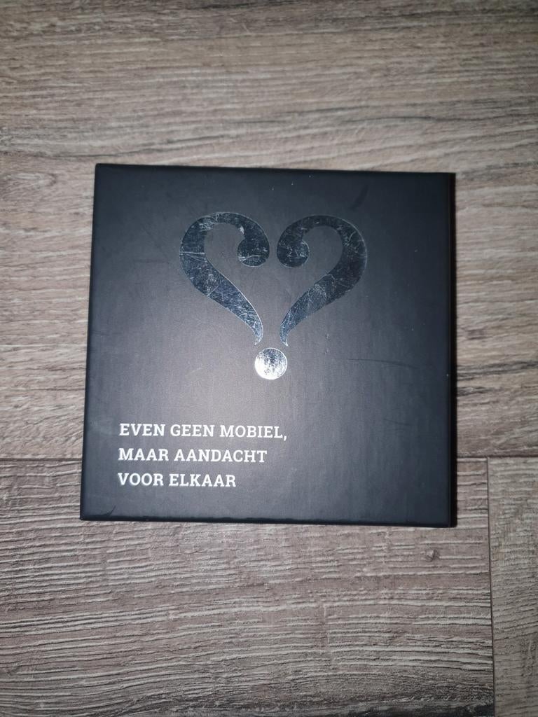 Vertellis, Ophalen of Verzenden, Zo goed als nieuw