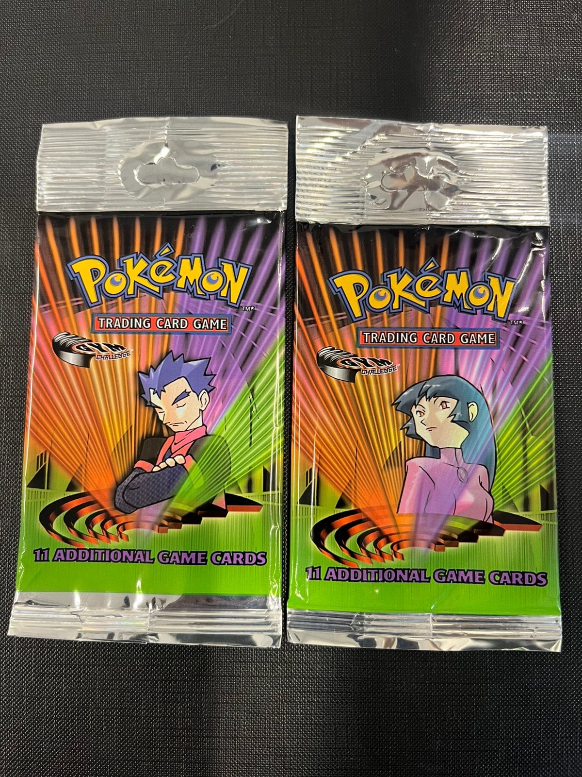 Pokemon booster empty gym challenge long crimp 2x, Ophalen of Verzenden, Zo goed als nieuw, Booster
