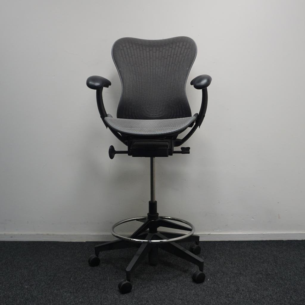 Herman Miller Mirra 2 Baliestoel | Grafit | Stof | Mesh, Gebruikt, -, -, Ophalen of Verzenden