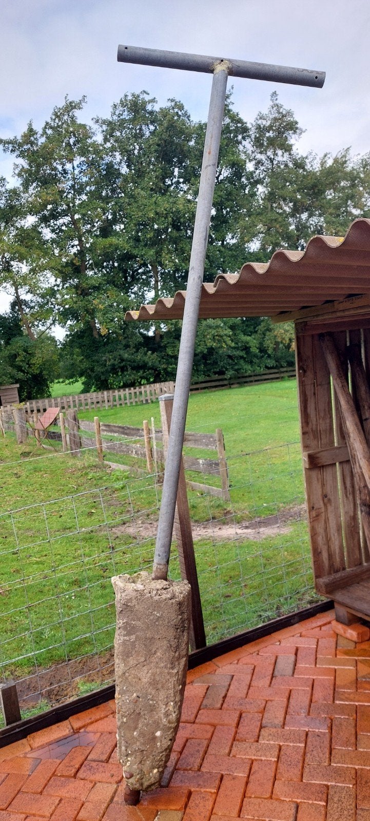 waslijnpaal/drooglijnpaal verzonken met beton als anker, Ophalen