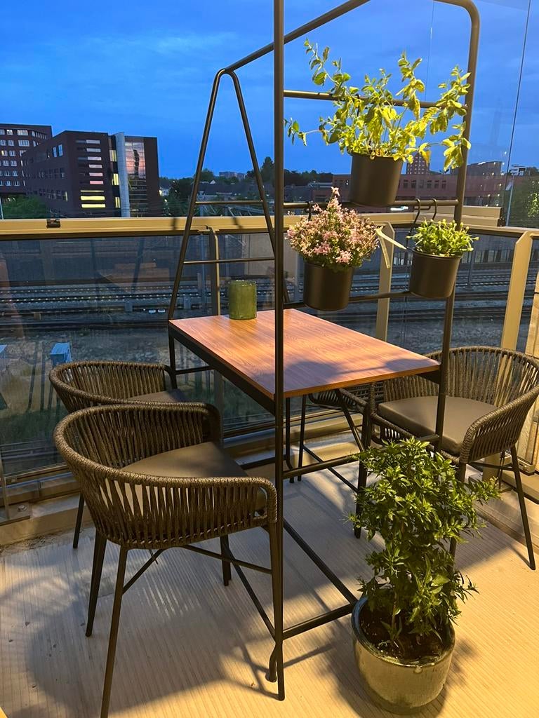 Hoge tuinset - Kave Home stoelen + Ikea tafel, Tuin en Terras, Tuinsets en Loungesets, Ophalen, Zo goed als nieuw, Tuinset, Eettafel