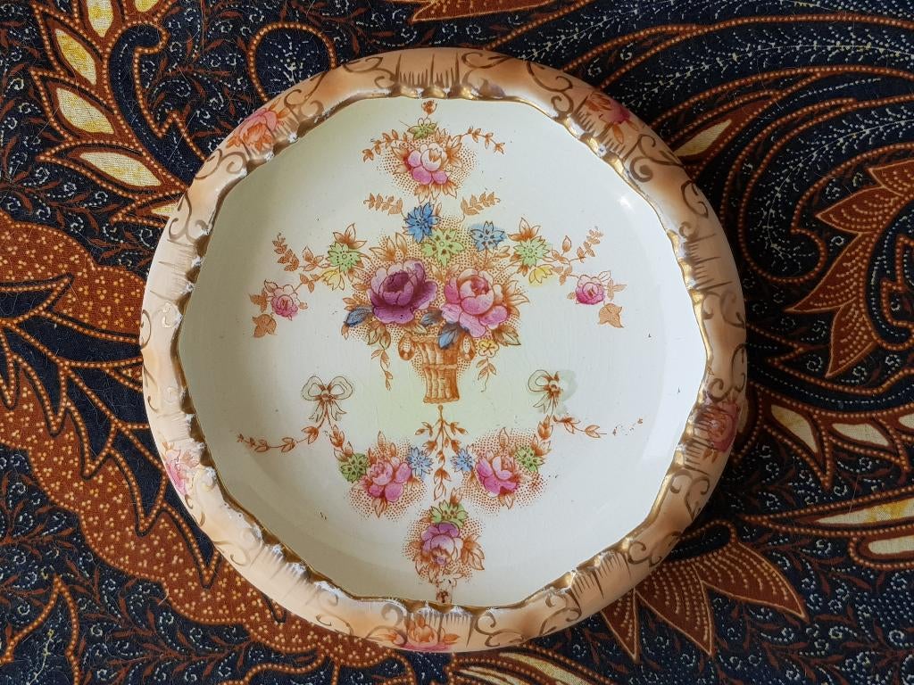 Mooi antiek Devon Fieldings schaaltje uit Engeland 15,2 cm.