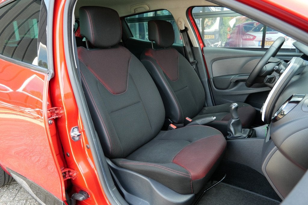 Renault Clio 0.9 TCe Eco2 Expression | NL-Auto | Cruise | Na, Auto's, 898 cc, Stof, Euro 6, 23 km/l