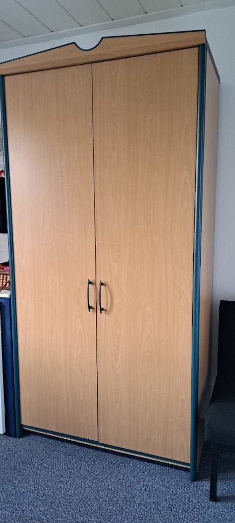 kledingkast, Ophalen, Met deur(en), Gebruikt, 100 tot 150 cm