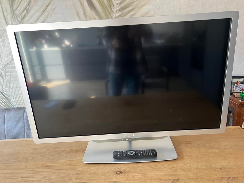 Philips 42PFL7676H/12   42” Ambilight tv  te koop, Ophalen, Philips, LED, Zo goed als nieuw