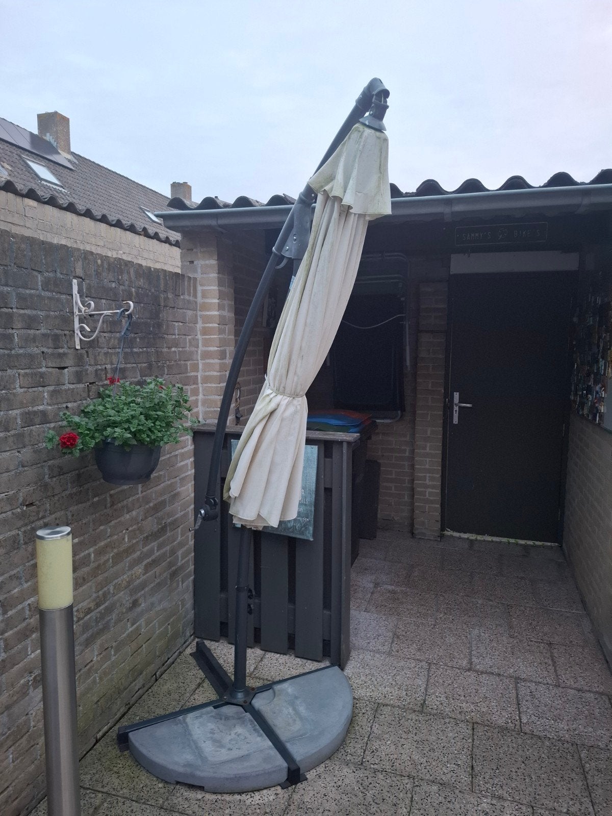 Koopje PARASOL met Voet 20,00, Ophalen, Gebruikt, Parasolvoet, Kantelbaar