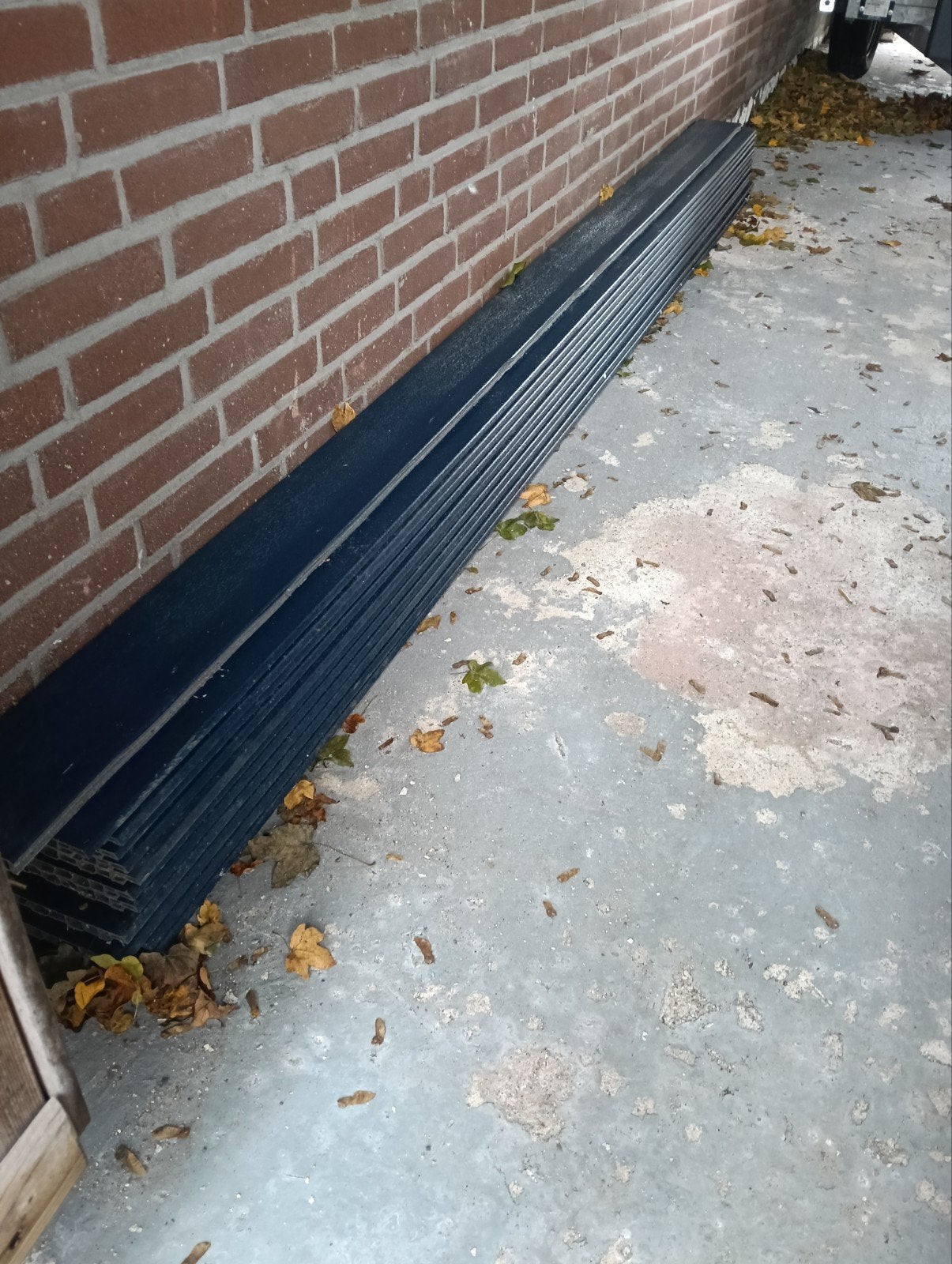Keralit blauwe gevelbekleding - 11 planken + eindstuk, Ophalen, Gebruikt, Overige materialen