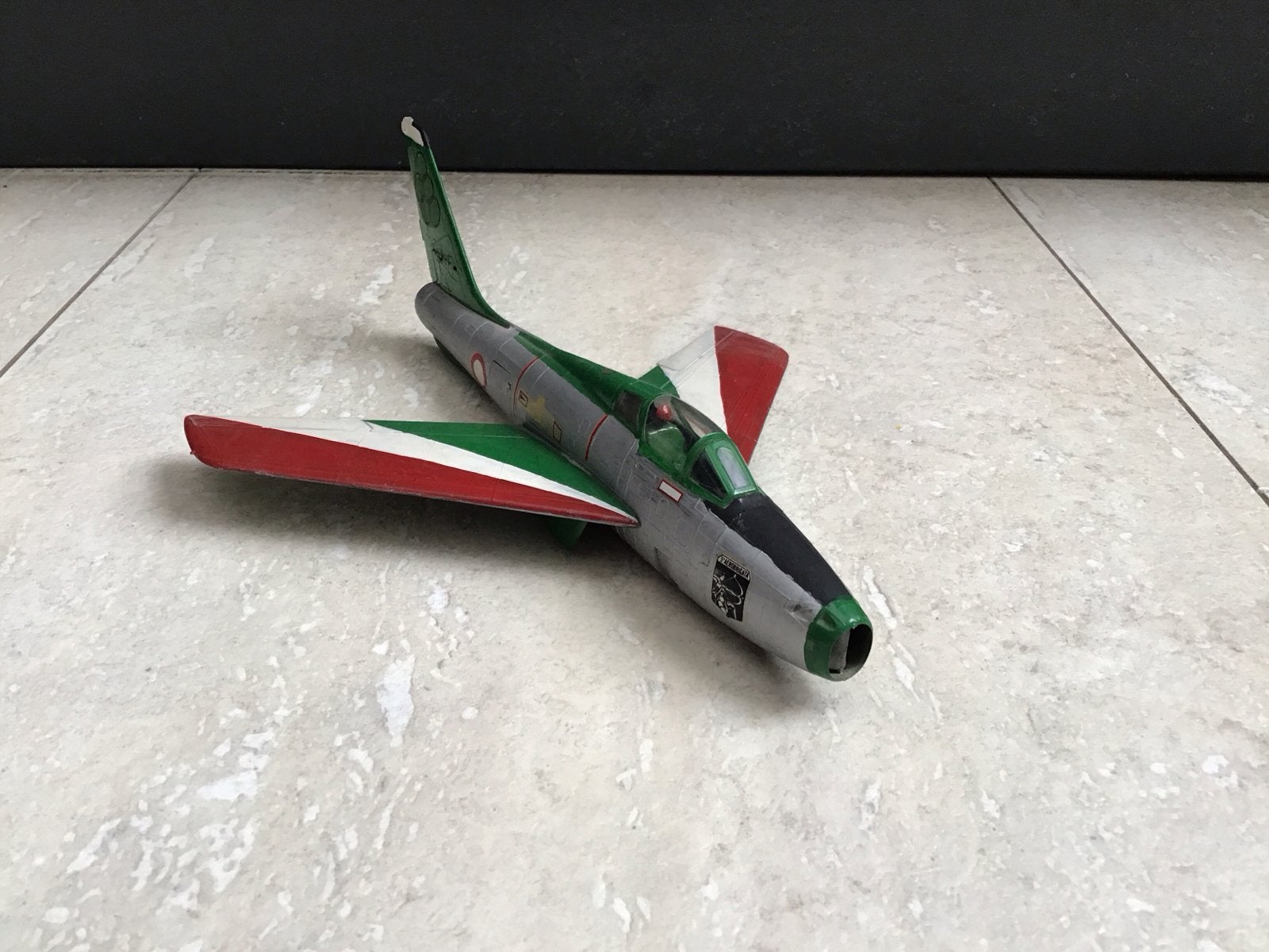 Speelgoedvliegtuig F-84F Thunderstreak - Olympische Spelen, Ophalen of Verzenden, Gebruikt