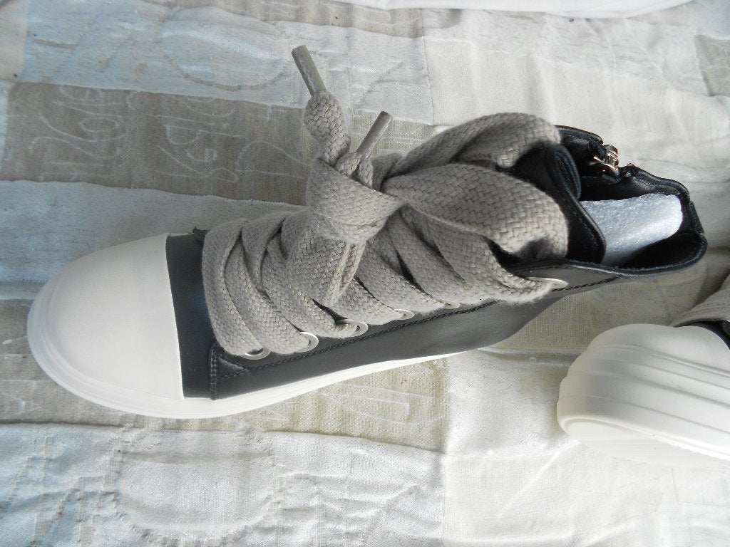 Dames laarsjes met rits en stoere veters, kleur zwart mt 41., Kleding | Dames, Ophalen, Zwart, Merkloos, Sneakers of Gympen