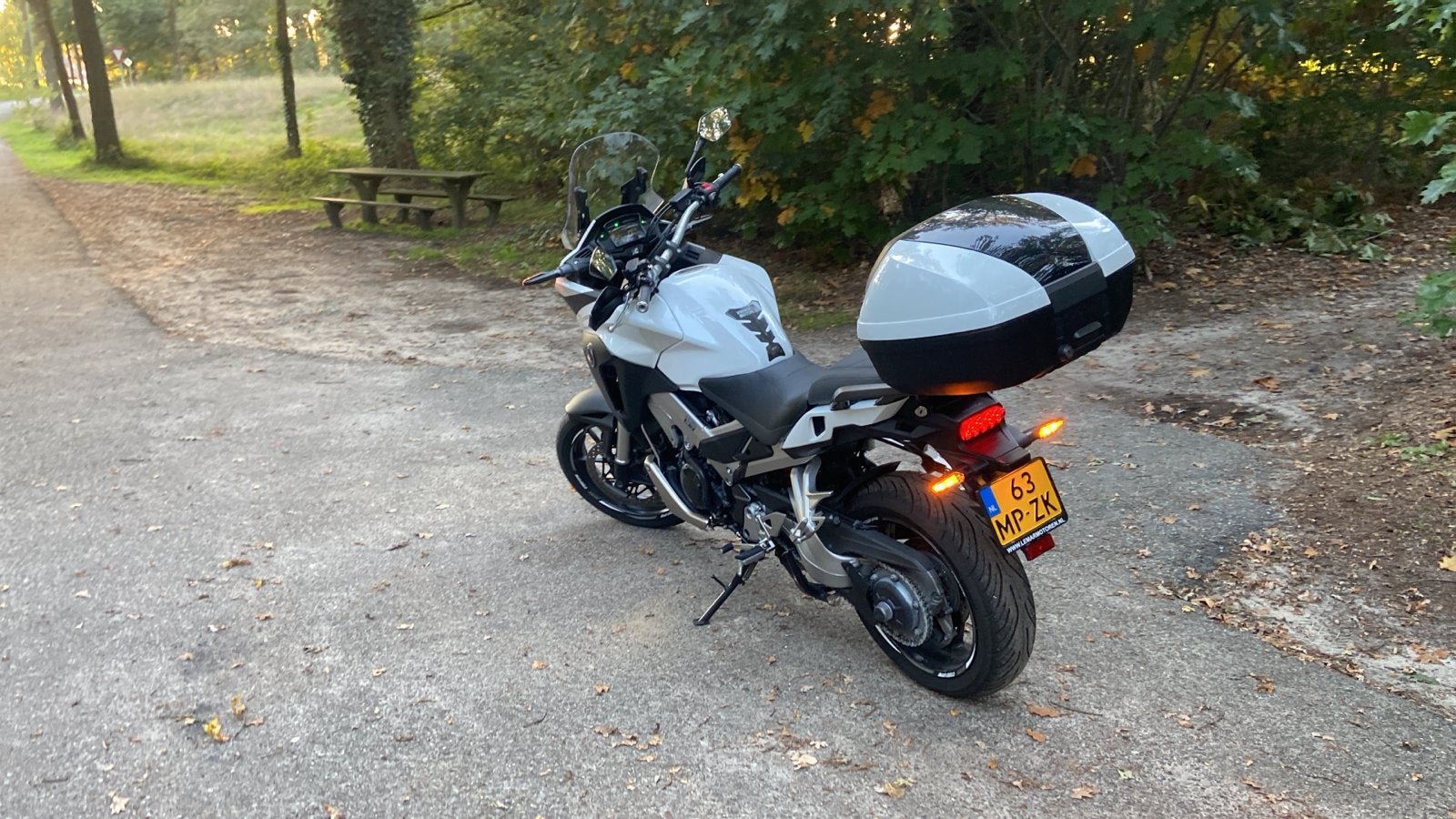 Honda VFR800X Crossrunner - Toermotor met topkoffer, Motoren, 4 cilinders, Motorrijbewijs A, Gebruikt, Particulier