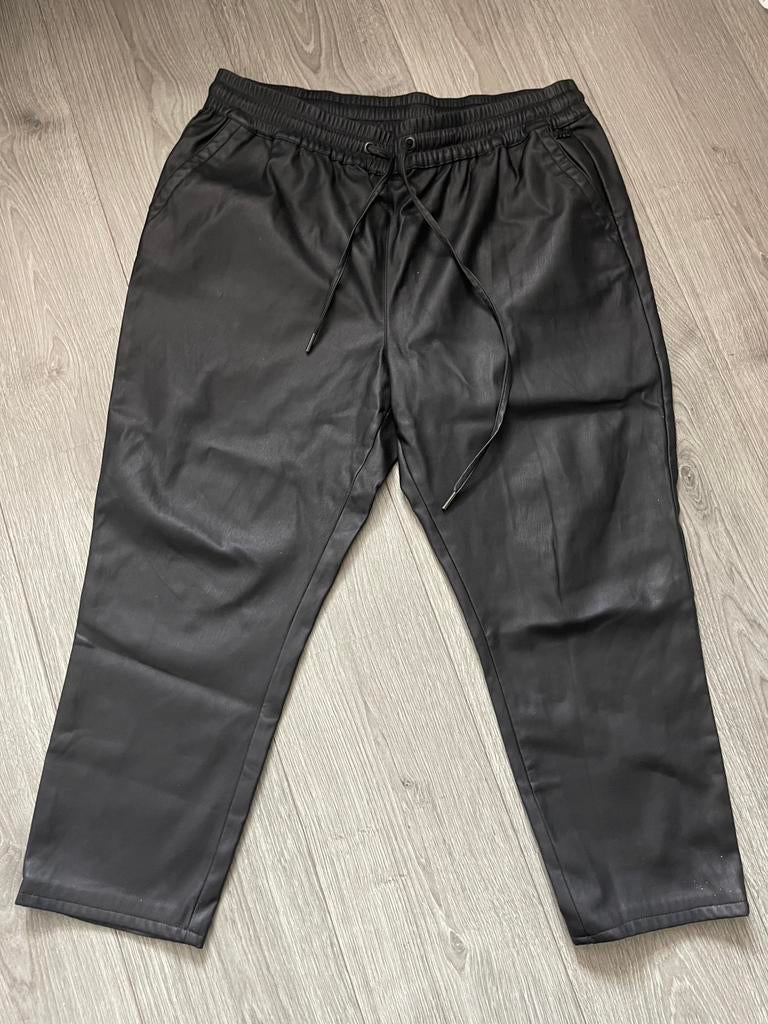 Miss Etam gave  zwarte nep leren broek rekbare taille mt 44, Zwart, Maat 42/44 (L), Ophalen of Verzenden, Zo goed als nieuw