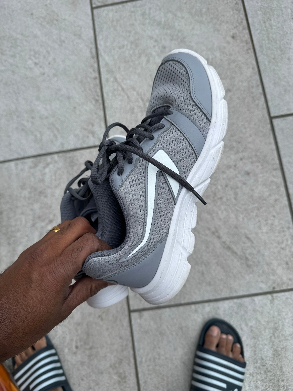 Kalenji hardloopschoenen, maat 41, grijs, Ophalen of Verzenden, Gedragen, Grijs, Sportschoenen