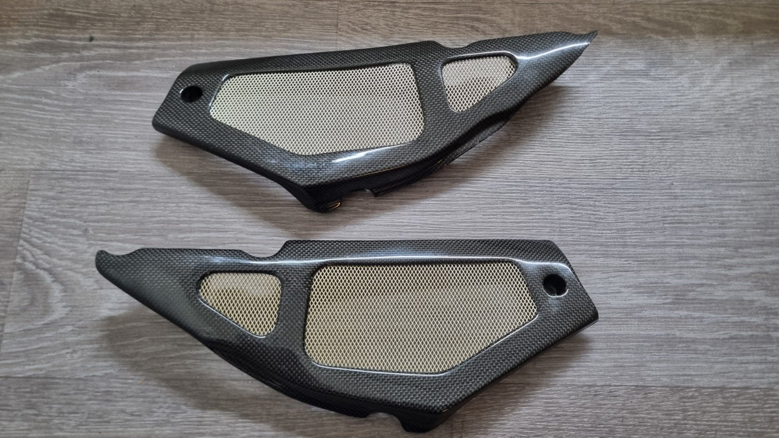 Aprilia RSV mille / Tuono Carbon side panels, Ophalen of Verzenden