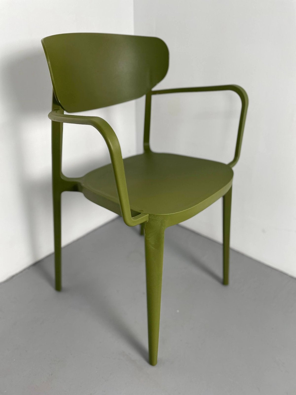 11x Nieuwe design stapelstoelen met armleuningen  olijfgroen, Ophalen, Kunststof, Overige kleuren, Nieuw