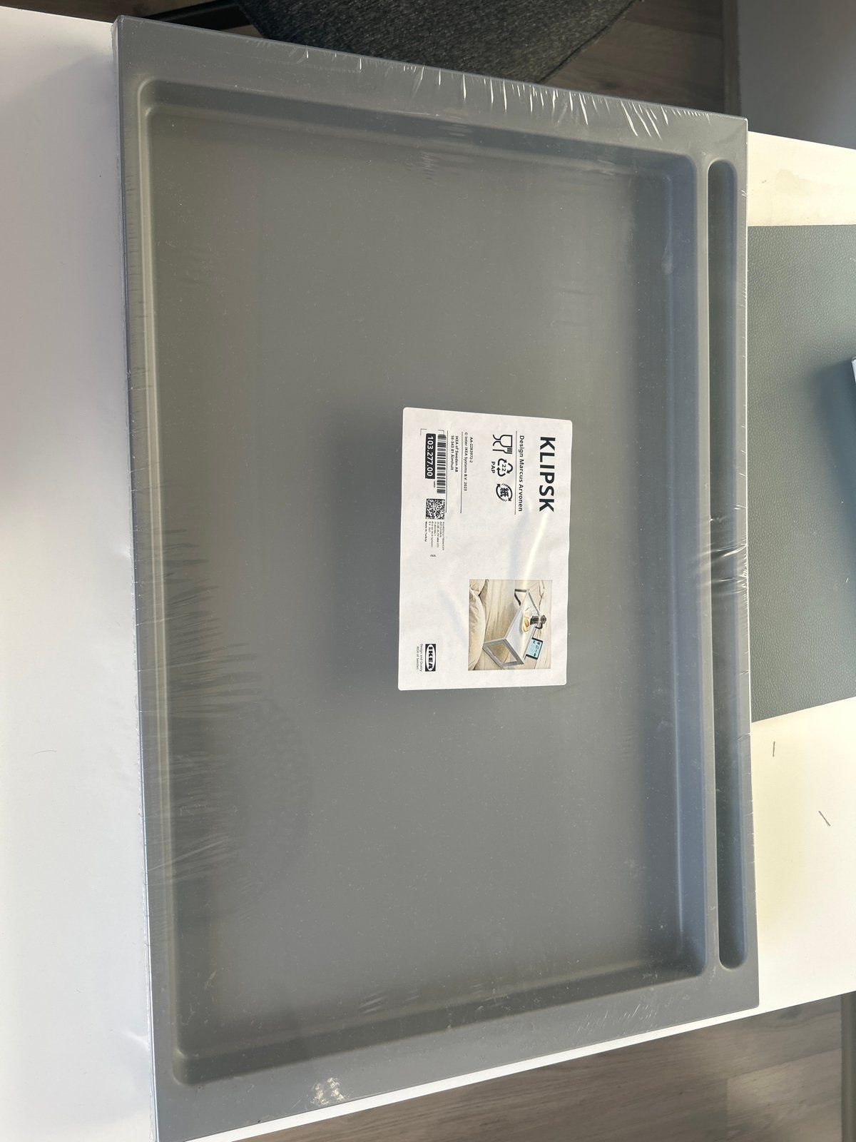 IKEA KLIPSK Bedtafel/Laptopstandaard - Nieuw in verpakking, Minder dan 45 cm, Kunststof, Nieuw, Rechthoekig