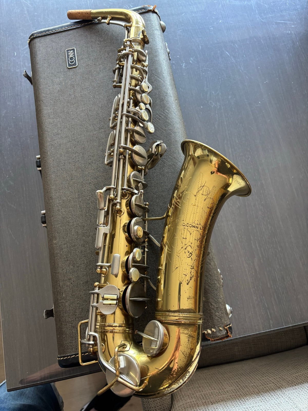 Vintage Conn altsaxofoon met Koffer - Gebruikt, Ophalen of Verzenden, Gebruikt, Alt, Met koffer