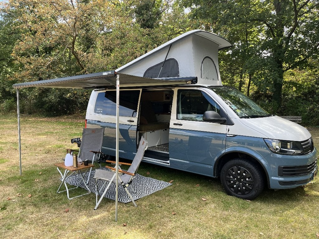 VW buscamper Woodpecker T6 verlengd (2 p) Prachtig&Sfeervol., Chemisch toilet, Buscamper of Camperbus, Volkswagen, Treinzit