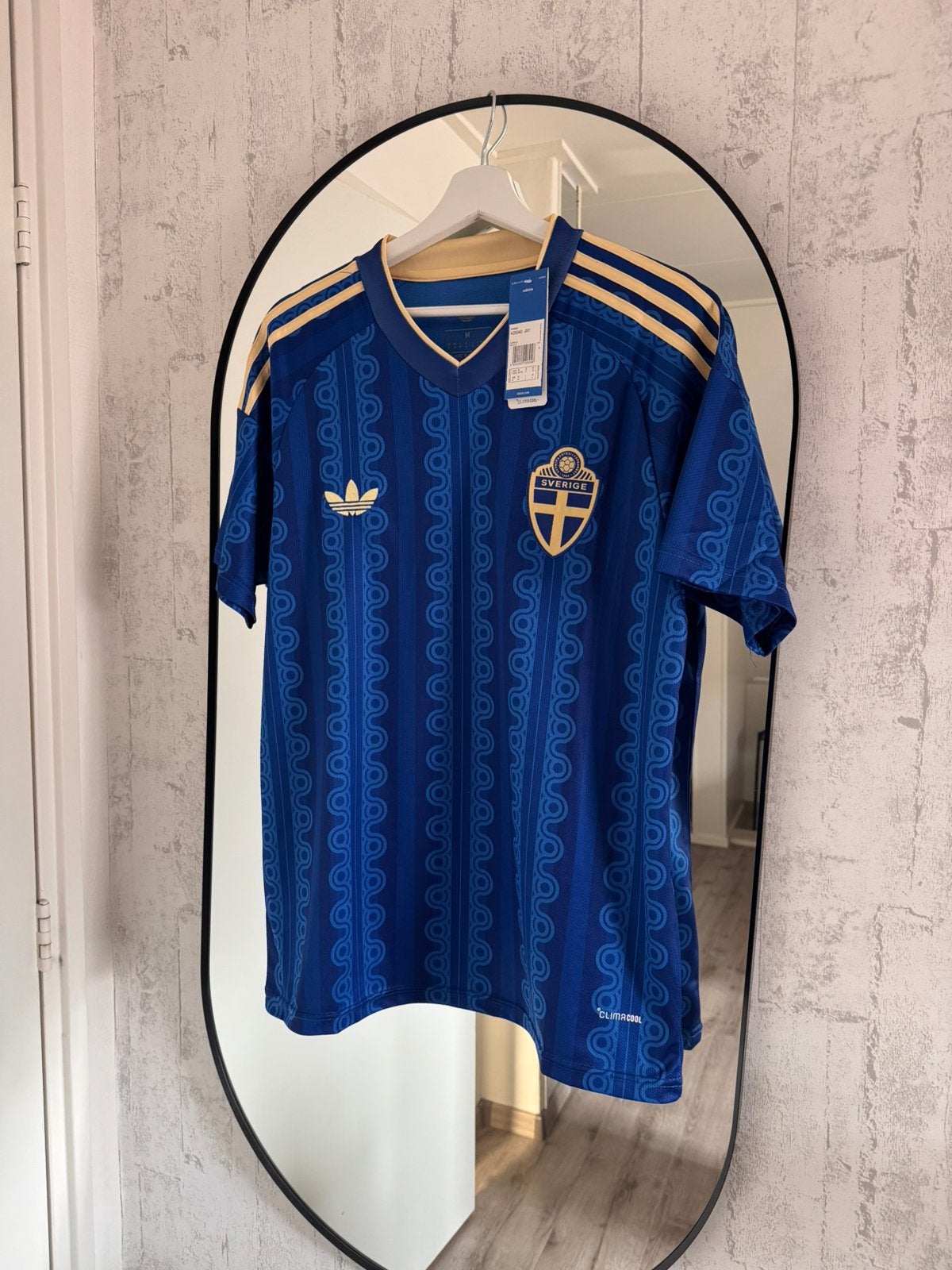 Blauw t-shirt Zweden maat M, Maat M, Verzenden, Nieuw, Shirt