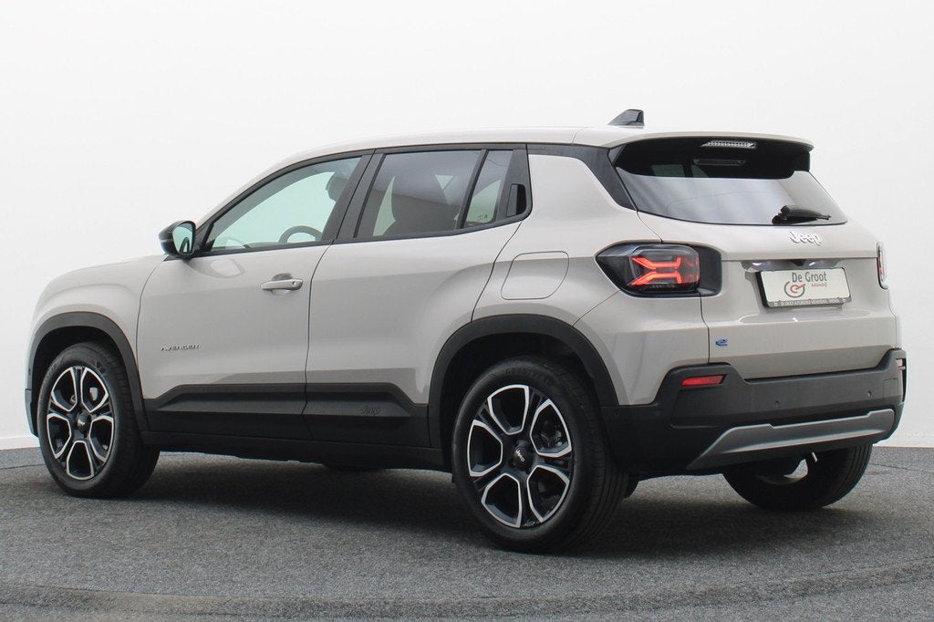 Jeep Avenger Summit 54 kWh Camera, Apple Carplay, LED, ACC,, Auto's, Jeep, Gebruikt, 156 pk, Leder en Stof, Origineel Nederlands