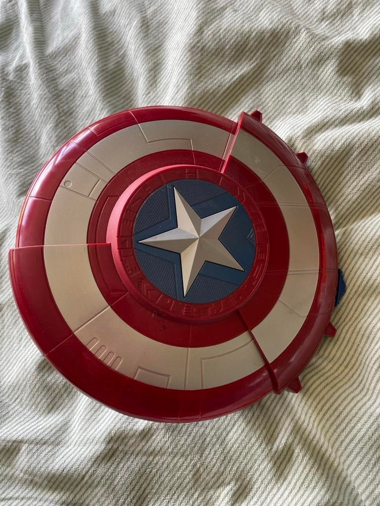 Captain America Schild - Zo goed als nieuw, Ophalen of Verzenden, Zo goed als nieuw