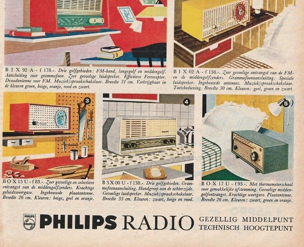 Retro reclame 1961 Philips radio gezellig kleurig middelpunt, Ophalen of Verzenden, Overige typen
