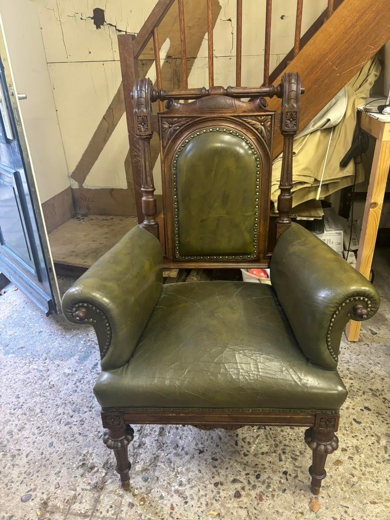 Antieke Victoriaanse eiken throne chair / herenstoelmet leer, Ophalen