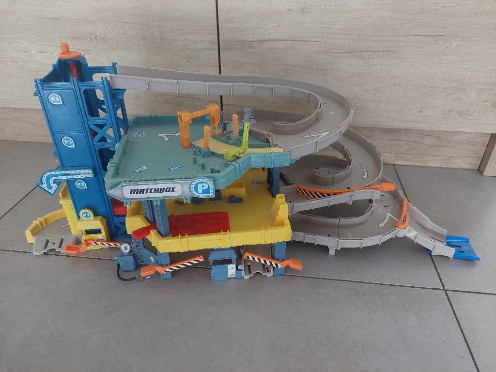 Matchbox parkeergarage, Kinderen en Baby's, Speelgoed | Houten speelgoed, Ophalen of Verzenden, Gebruikt, Overige typen