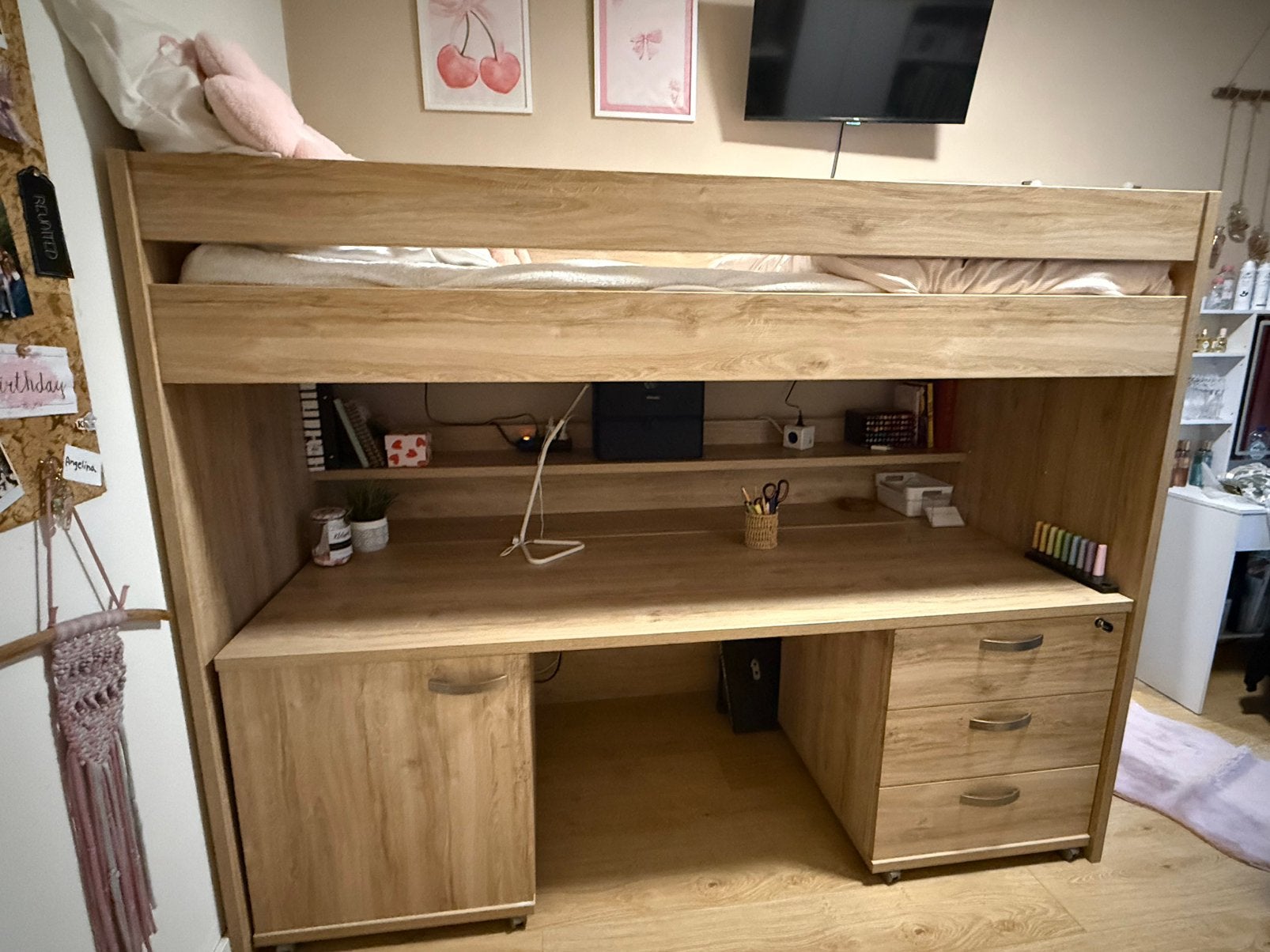Mooie degelijke hoogslaper met ruim bureau, Kinderen en Baby's, Ophalen, Zo goed als nieuw, Hoogslaper