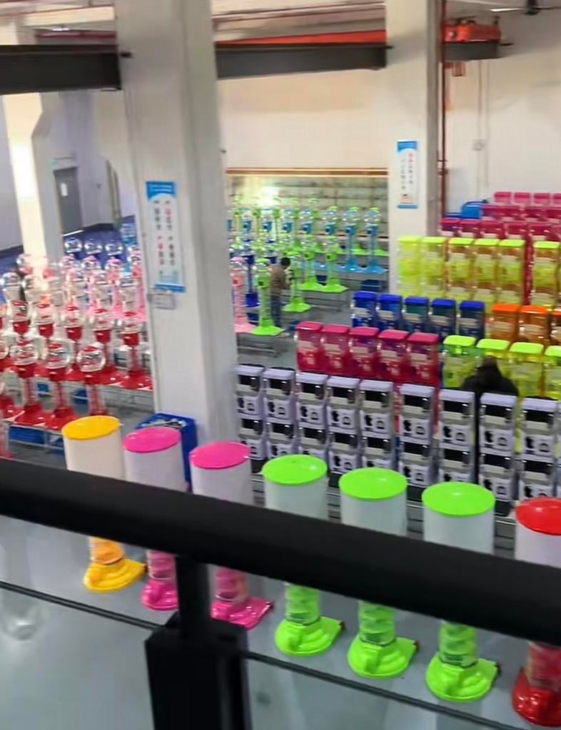 Gezocht kauwgomballen automaten en onderdelen!!!!, Dieren en Toebehoren, Ophalen of Verzenden, Zo goed als nieuw